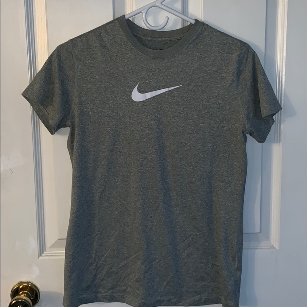 Nike T-shirt